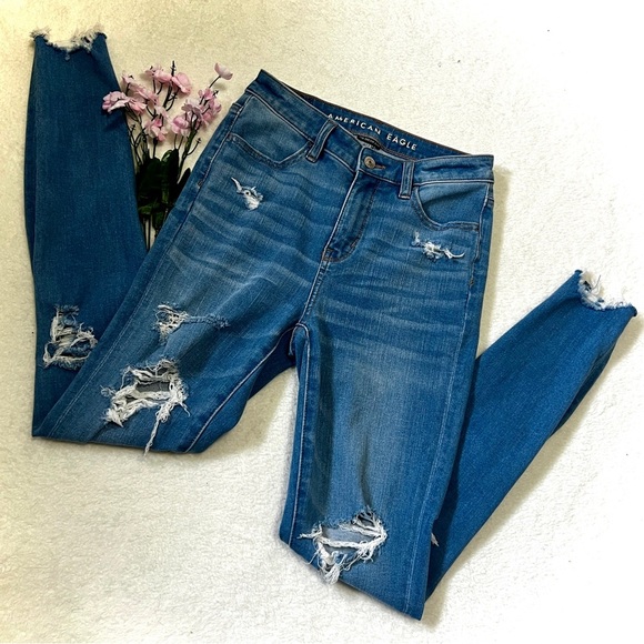 American Eagle Super Distressed Hi-Rise Jegging Skinny Jean - Size 2 (25") - Picture 1 of 13